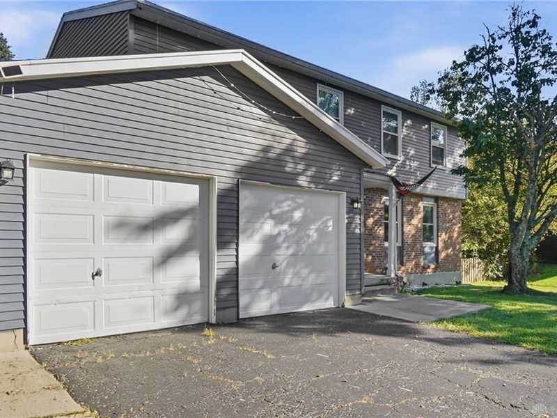 4171 Golden Eagle Court, Beavercreek, OH 45430 Photo 3