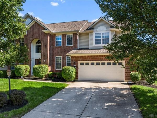 90 Triple Crown Circle, Springboro, OH 45066