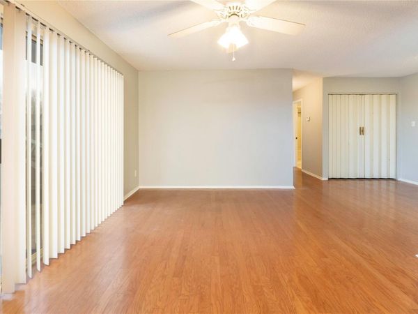 6903 Deatonhill DR, Unit 28, Austin, TX 78745