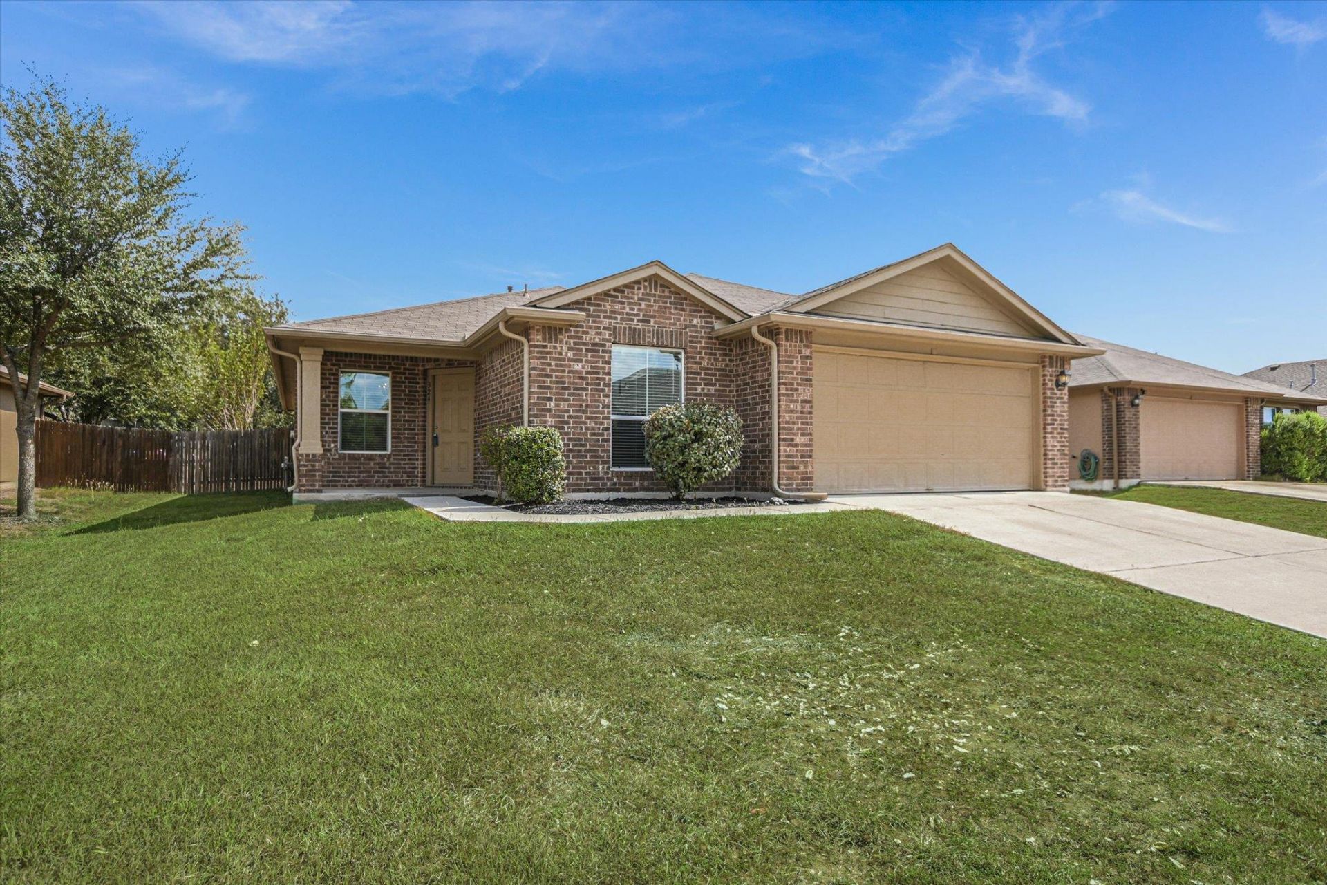 324 Zarya, Kyle, TX 78640 Main Photo