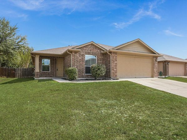 324 ZARYA, Kyle, TX 78640