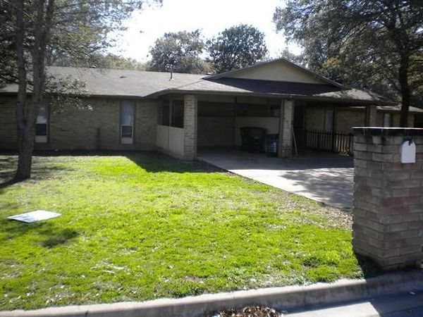 1305 Glenda DR, Unit A, Round Rock, TX 78681