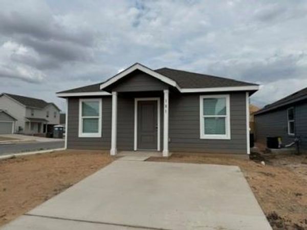 101 Silent Sky LN, Hutto, TX 78634
