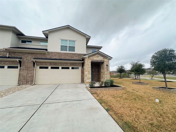 433 Brody LN , Georgetown, TX 78626