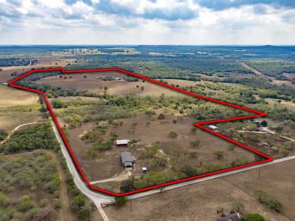 1610 Silver Mine RD, Dale, TX 78616