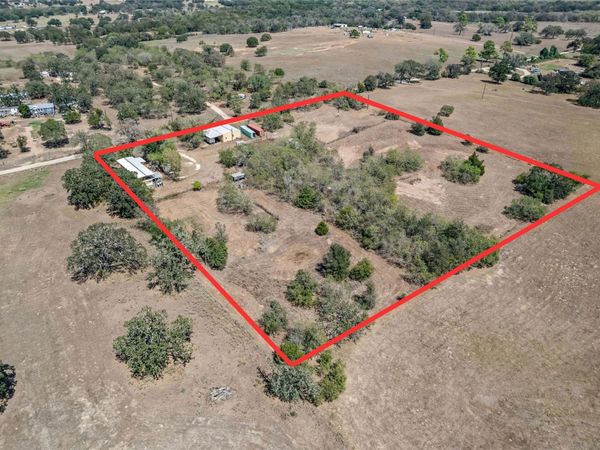 336 Boulder LN, Dale, TX 78616