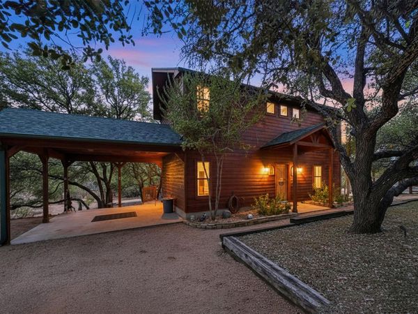601 Echo DR, Spicewood, TX 78669