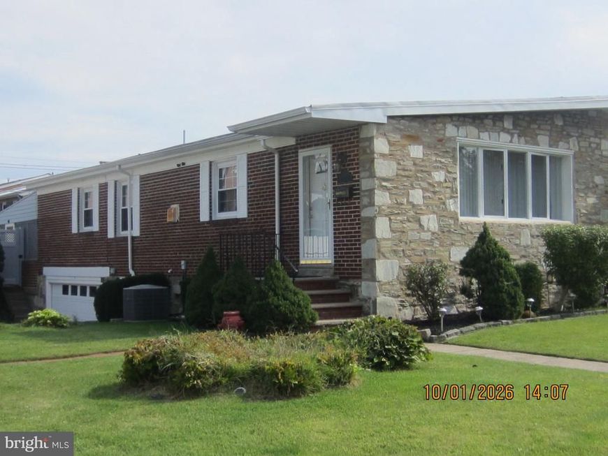 147 Dimarco Drive , Philadelphia, PA 19154 Main Photo