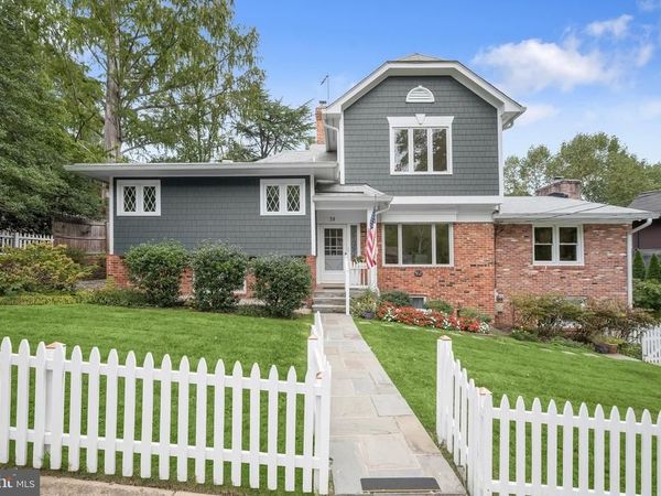 39 WELLESLEY CIRCLE , GLEN ECHO, MD 20812