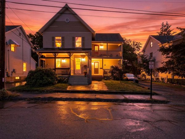 9 Walnut St, Unit B, Northampton, MA 01060