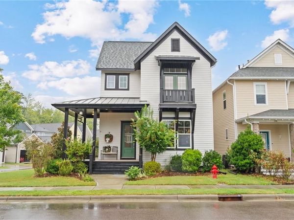140 Rock Ledge Drive , Chapel Hill, NC 27516