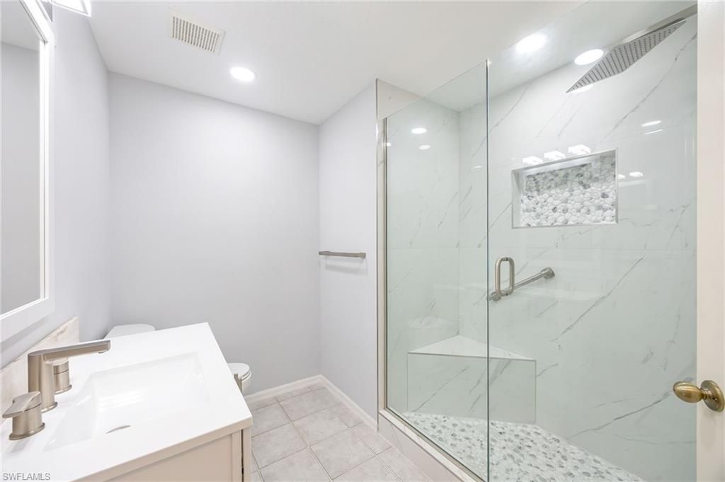 13060 Hamilton Harbour Dr , Unit H11, Naples, FL 34110 Photo