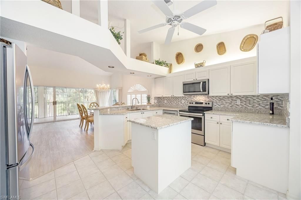 13060 Hamilton Harbour Dr , Unit H11, Naples, FL 34110 Photo