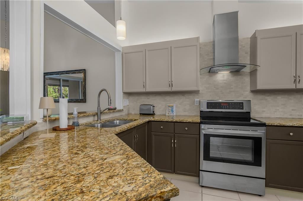 13131 Castle Harbour Dr, Unit M7, Naples, FL 34110 Photo