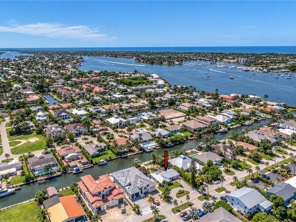 1540 CURLEW AVE , NAPLES, FL 34102