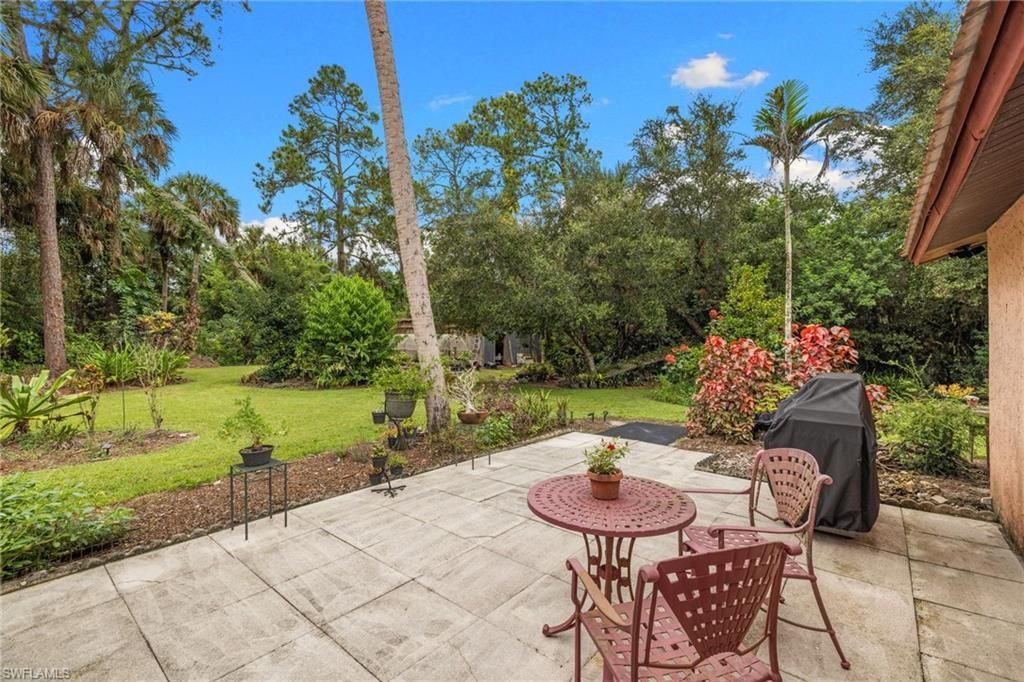 191 4th St Ne, Naples, FL 34120 Photo
