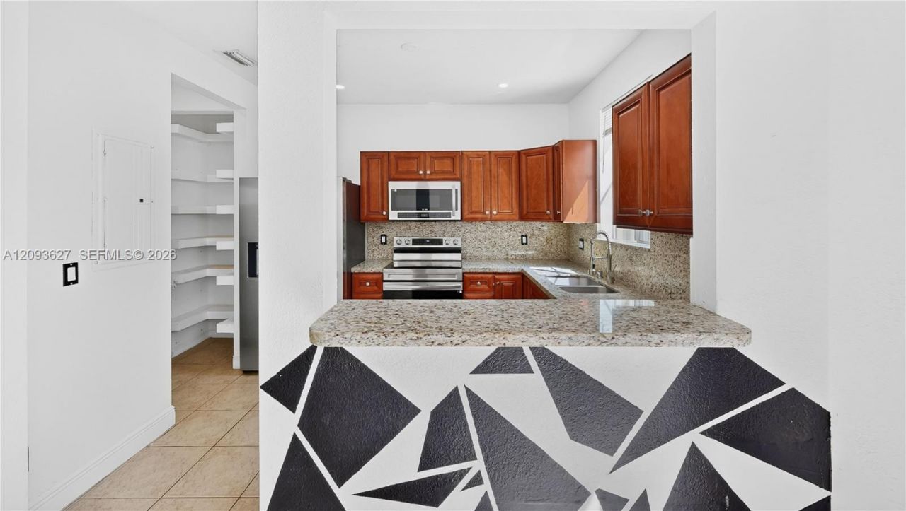 85 SW 15th Ter , Homestead, FL 33030 Photo