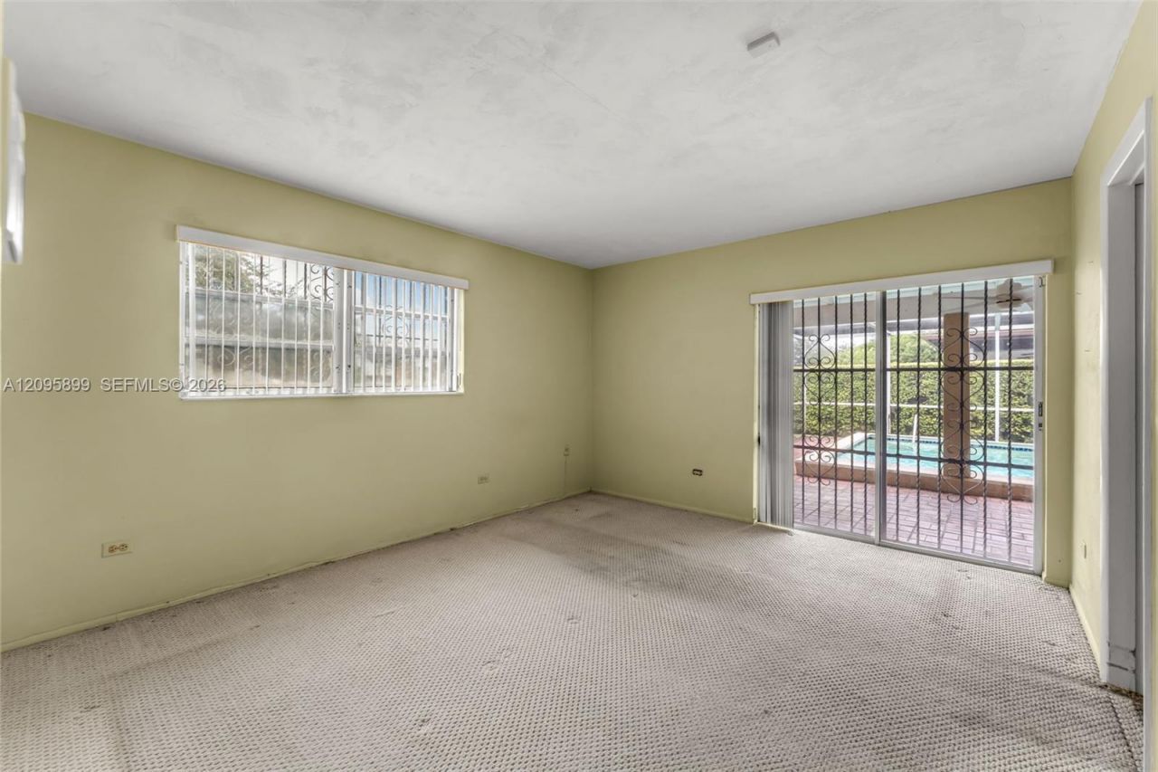1820 SW 102nd Ave , Miami, FL 33165 Photo