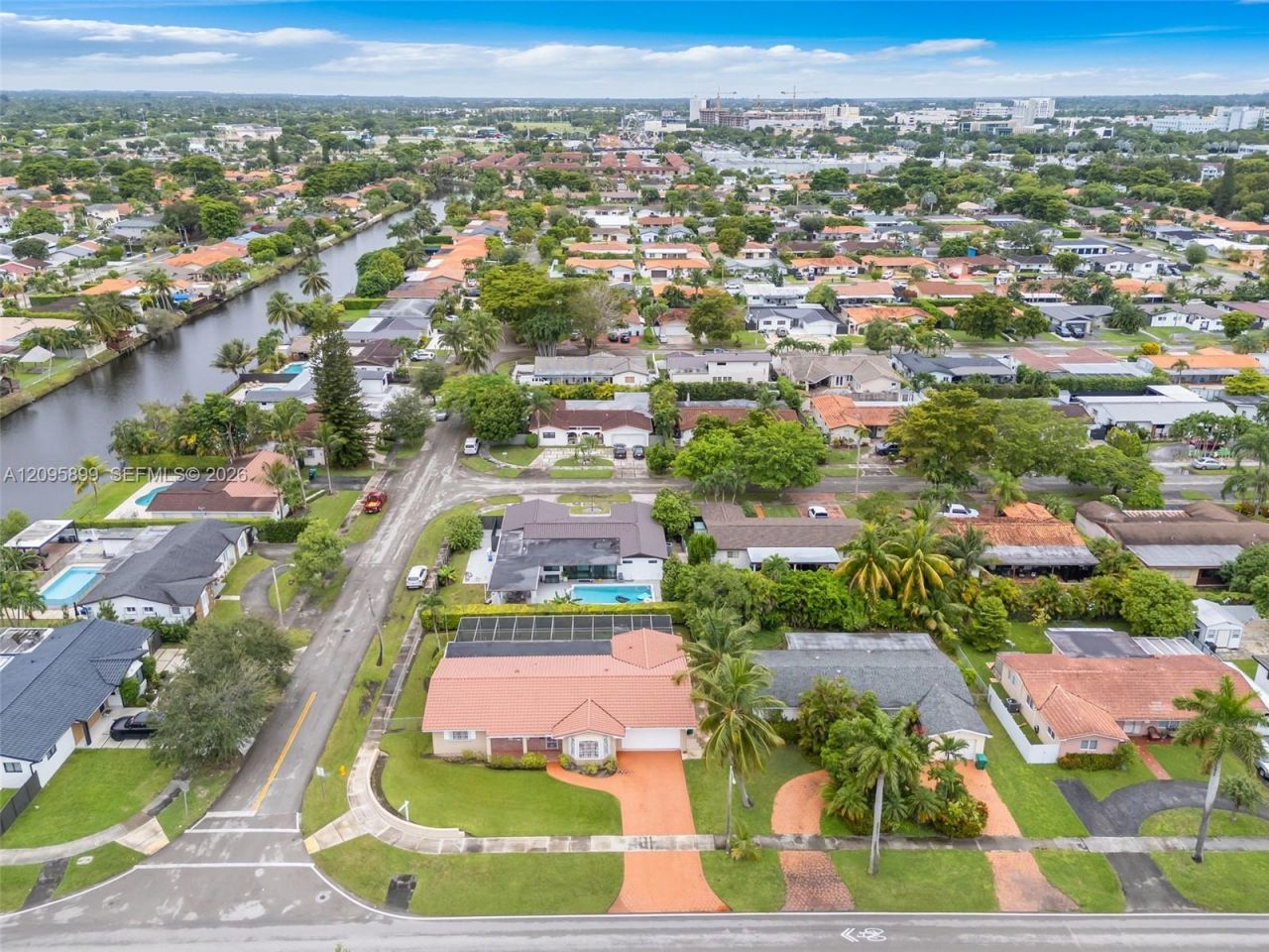 1820 SW 102nd Ave , Miami, FL 33165 Photo