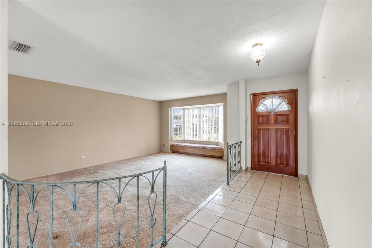 1820 SW 102nd Ave , Miami, FL 33165 Photo