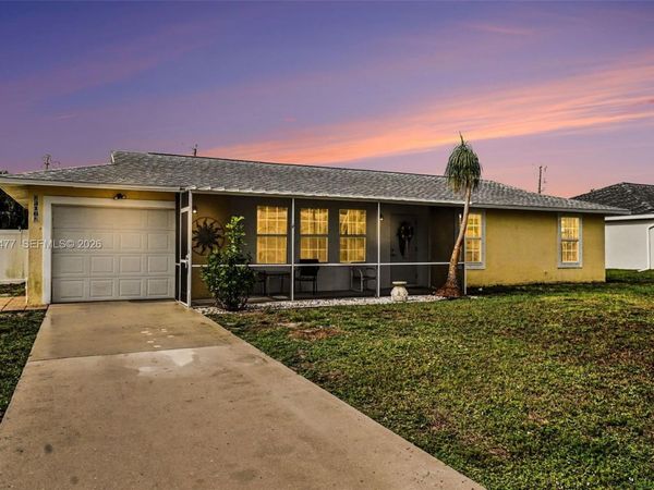 316 SW 19th Ter , Cape Coral, FL 33991