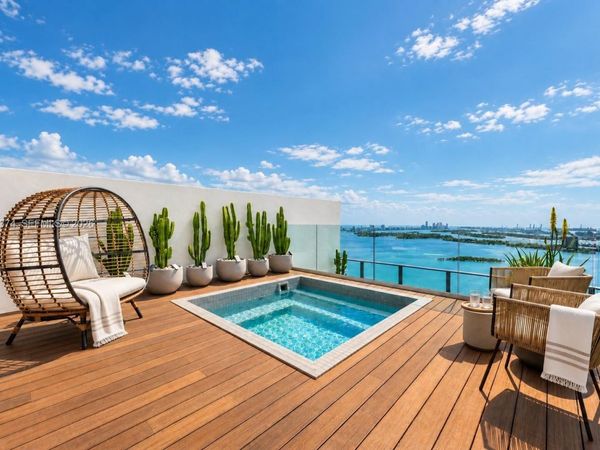 650 NE 32nd St , Unit UPH5302, Miami, FL 33137
