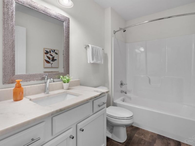 3647 Woodford Road, Cincinnati, OH 45213 Photo 28