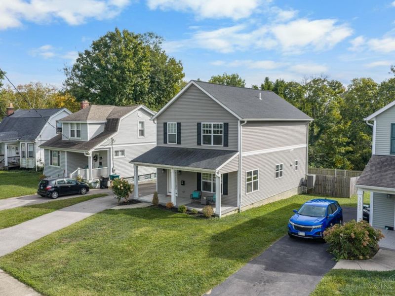 3647 Woodford Road, Cincinnati, OH 45213 Photo 3
