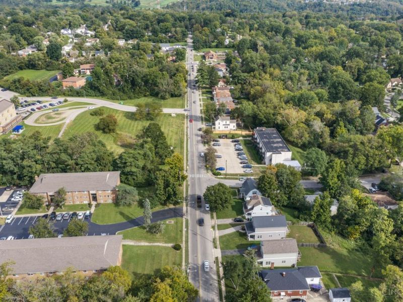 3647 Woodford Road, Cincinnati, OH 45213 Photo 35