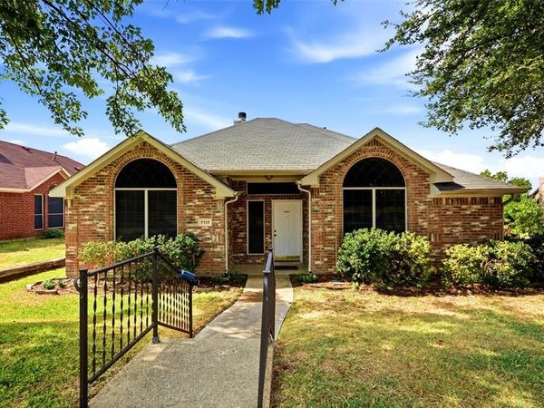 7117 Charleston Drive , Rowlett, TX 75089