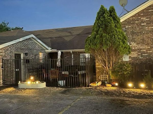 2340 N Chandler Drive E, Fort Worth, TX 76111