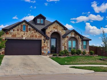 4100 Snowberry Lane, Fort Worth, TX 76036