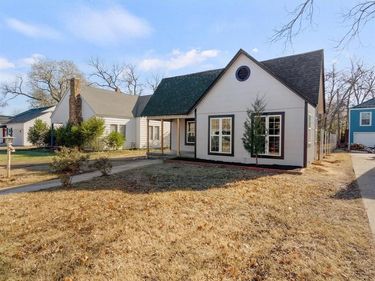 2736 Marigold Avenue, Fort Worth, TX 76111