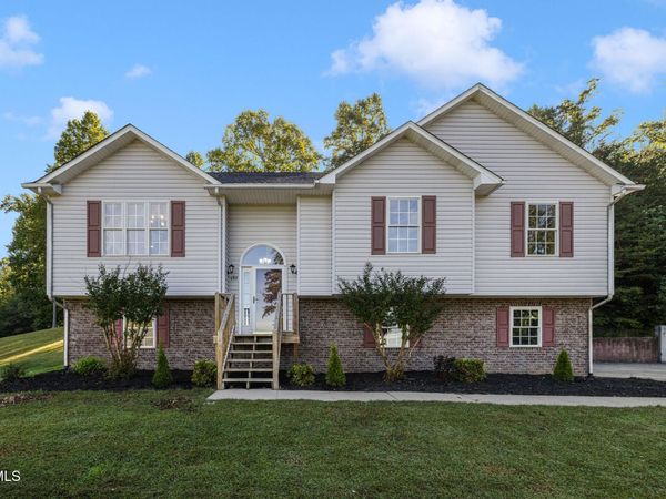 132 Elizabeth Ann Circle, Bluff City, TN 37618