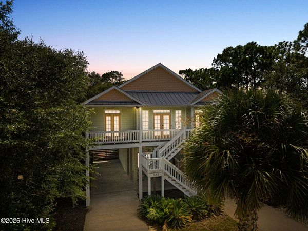 122 NE 12th Street, Oak Island, NC 28465