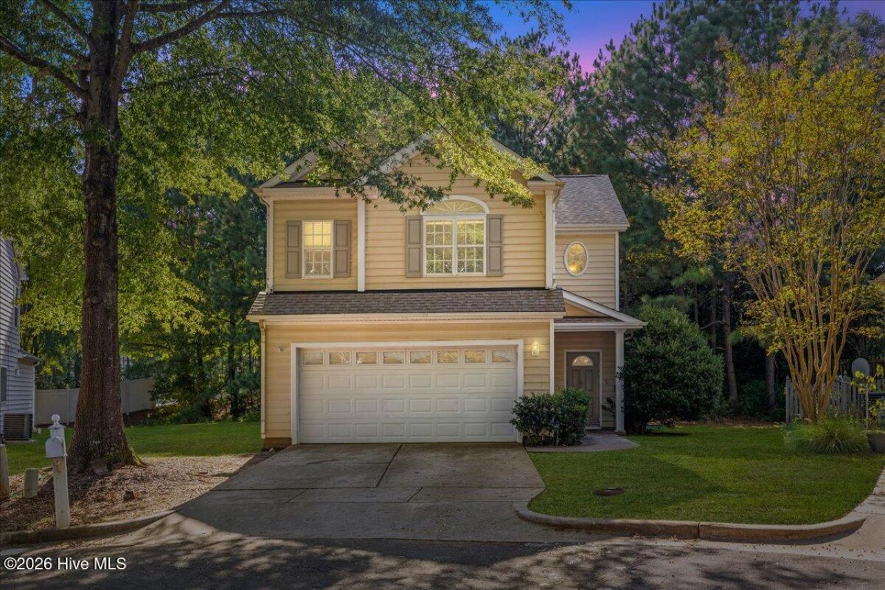 8203 Shadow Stone Court, Raleigh, NC 27613 Main Photo