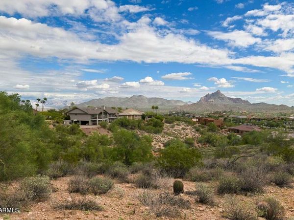 16745 E GREENBRIER Lane, Unit 30, Fountain Hills, AZ 85268