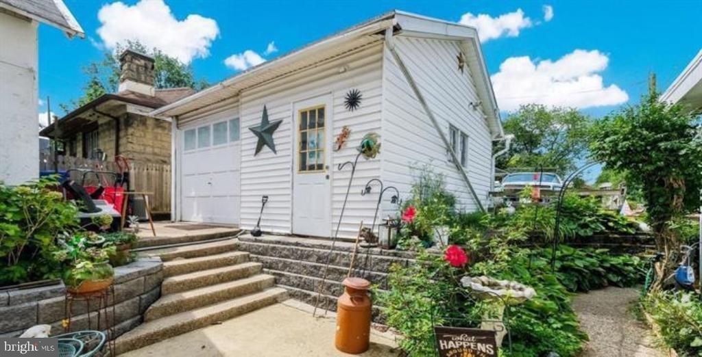 7301 CHESTNUT AVENUE, MELROSE PARK, PA 19027