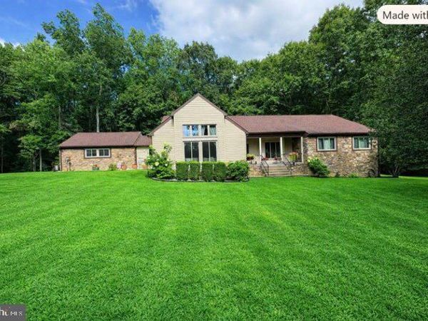 8995 HILLARY COURT , LA PLATA, MD 20646