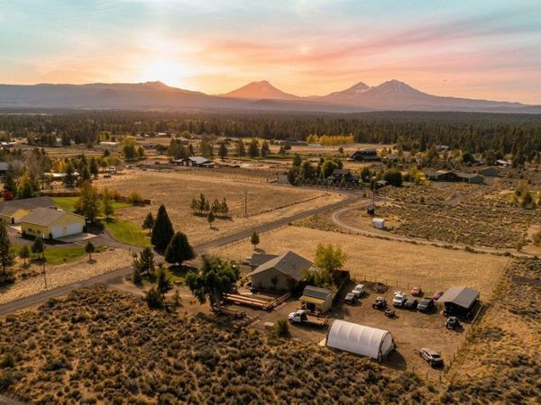 17350 Breezy Way, Bend, OR 97703