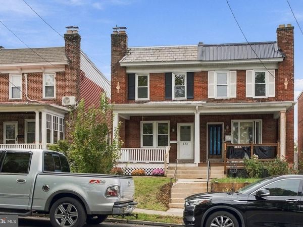 832 N RESERVOIR STREET, LANCASTER, PA 17602