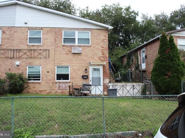 515 FOSTER STREET, PHILADELPHIA, PA 19116