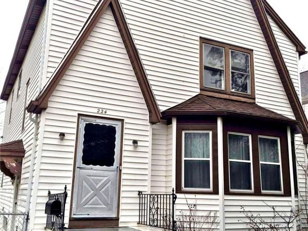 224 Ivyhurst Circle , Buffalo, NY 14226