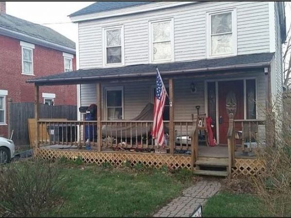 5 N Park Street , Cambridge, NY 12816