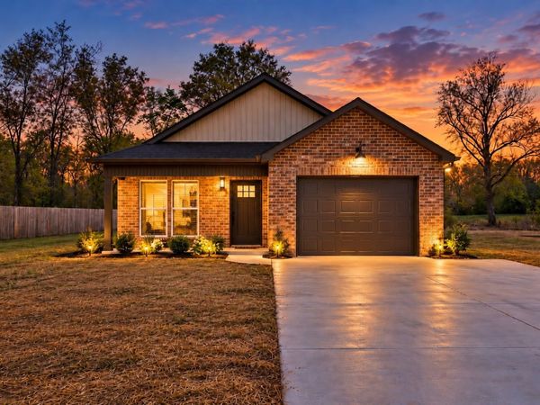 242 Green Meadow Dr , Smithville, TN 37166