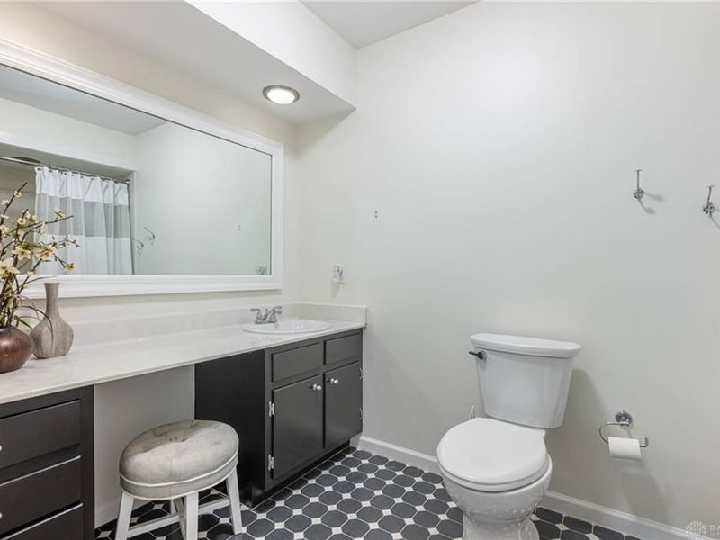 5598 Folkestone Drive, Washington Township, OH 45459 Photo 20