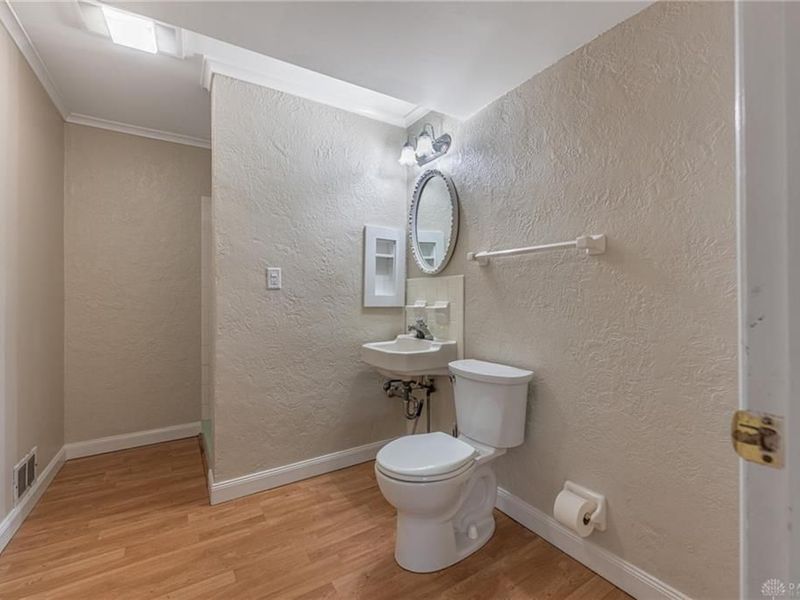 5598 Folkestone Drive, Washington Township, OH 45459 Photo 30