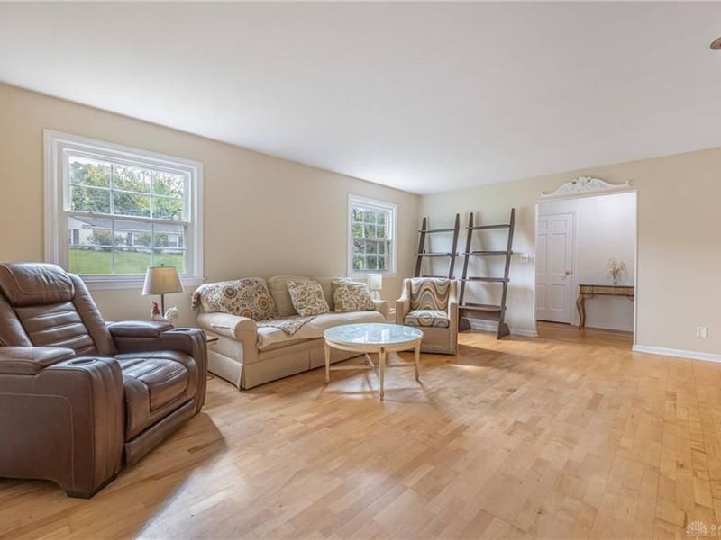 5598 Folkestone Drive, Washington Township, OH 45459 Photo 4