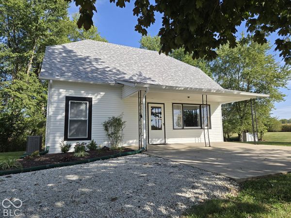 101 W Gosch Road , Shelbyville, IN 46176