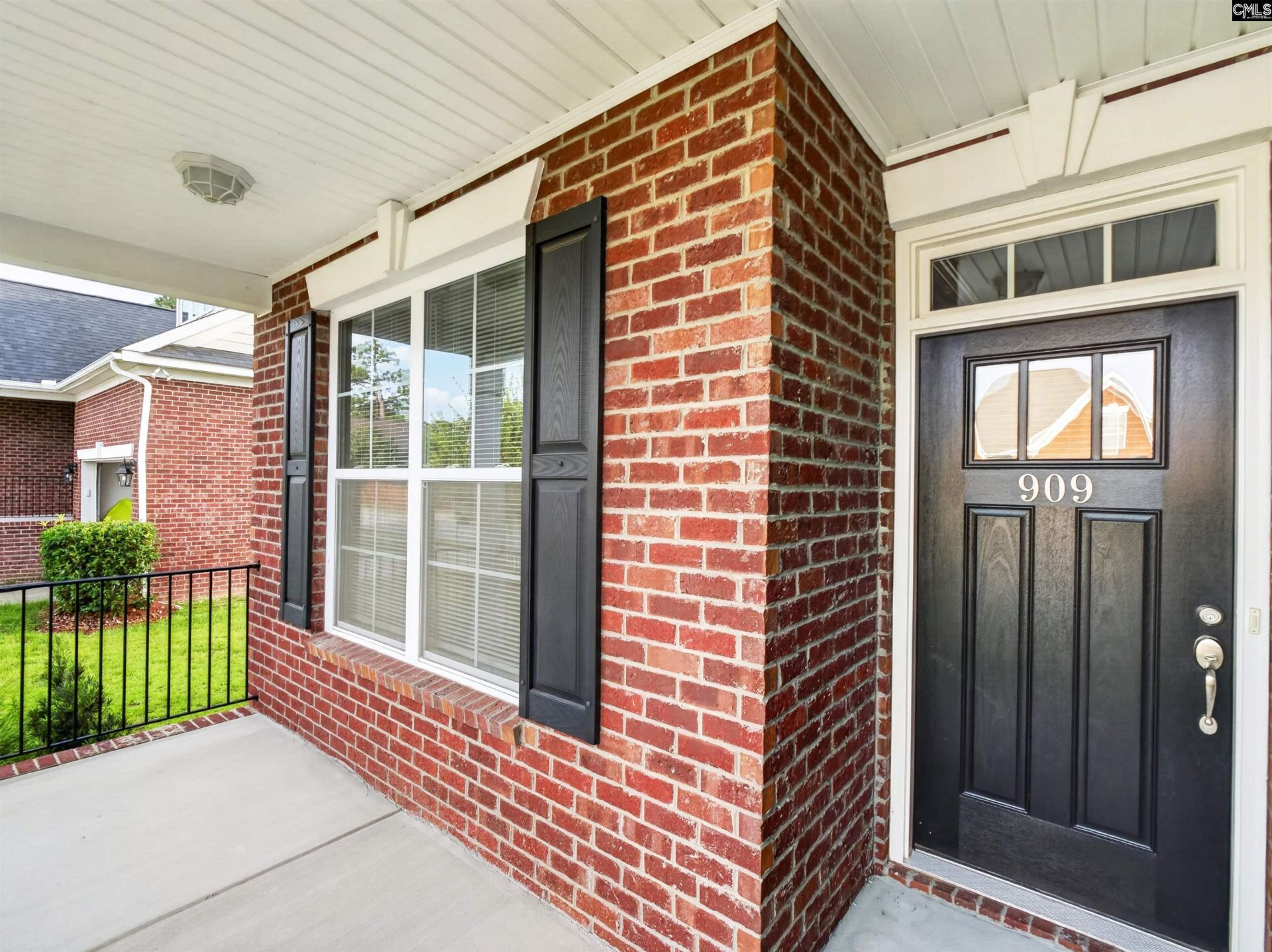 909 Layton Way  Photo 18